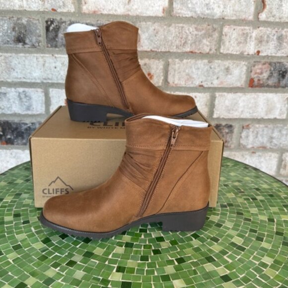 Cliffs by White Mountain Booties - Durbon LT BROWN/FABRIC 7 Wide - Picture 1 of 8